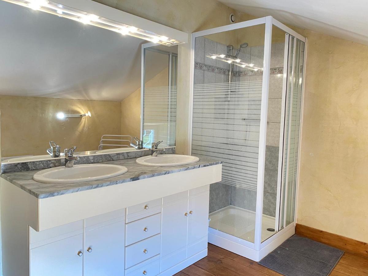Le Clos Des Figuiers - 3 Gites De Caractere Duravel ภายนอก รูปภาพ